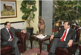 Prefeito e governador visitam Pronto Socorro de Cuiabá