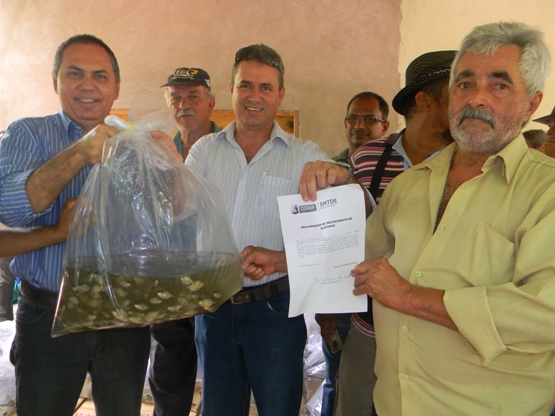 Programa Nosso Peixe começa atividades doando alevinos para pequenos piscicultores