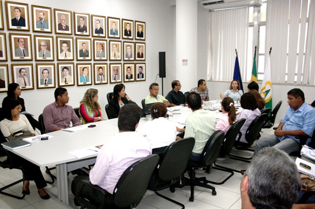 Secretarias de Cuiabá começam a definir ações para o próximo Valorizando Vidas, no Coxipó do Ouro, em 14 de abril