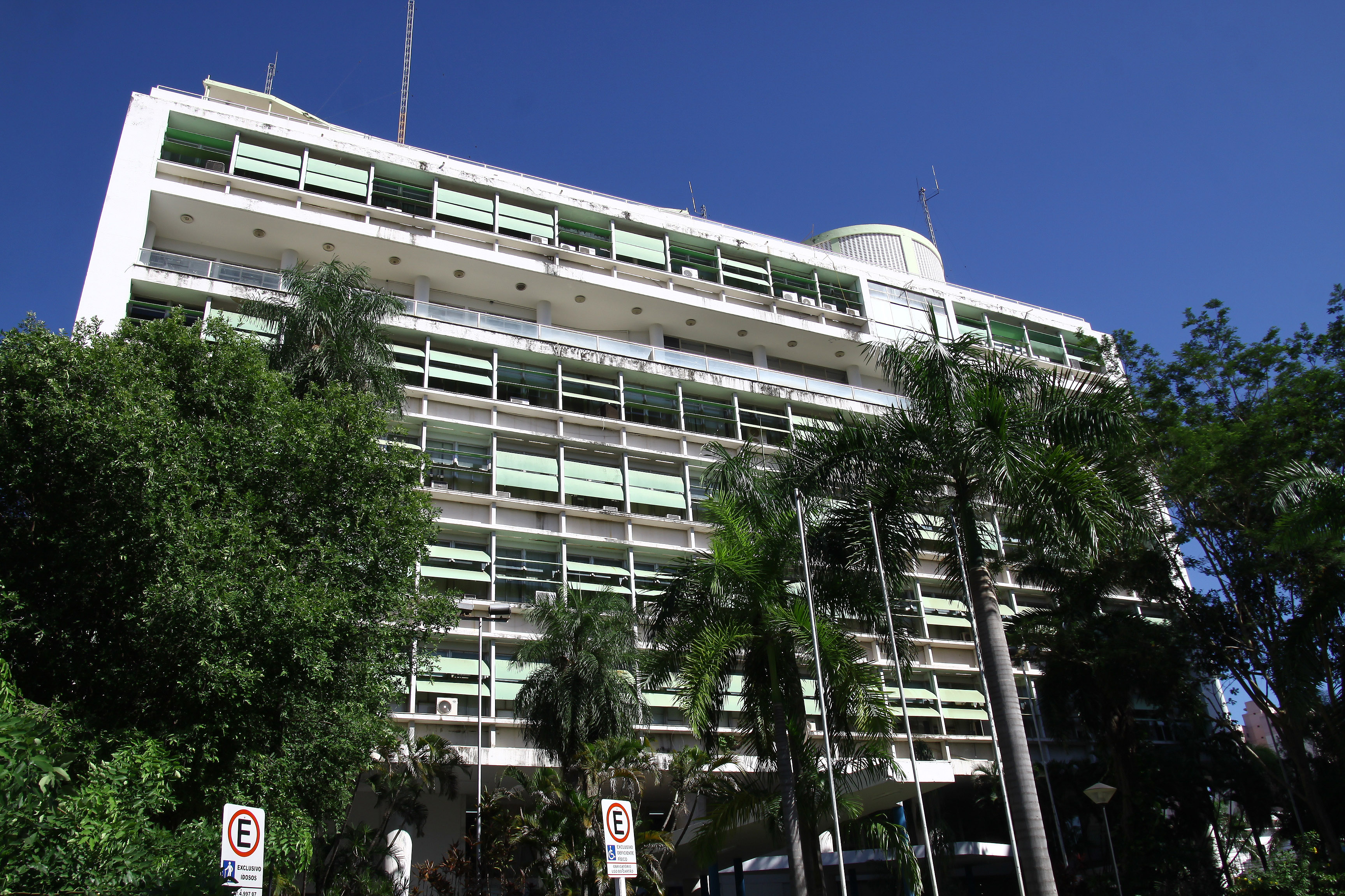 Prefeito Francisco Galindo decreta ponto facultativo nesta quinta-feira, dia 05 de abril