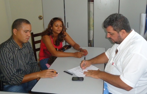 SMSU firma acordo com associação de moradores do bairro Quilombo   