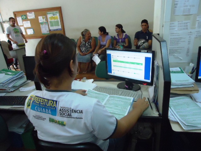 Beneficiários do Bolsa Família precisam atualizar cadastro até o dia 31 de dezembro