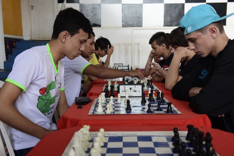 Equipe de xadrez de Rondonópolis faz bonito em Desafio de Xadrez no MS