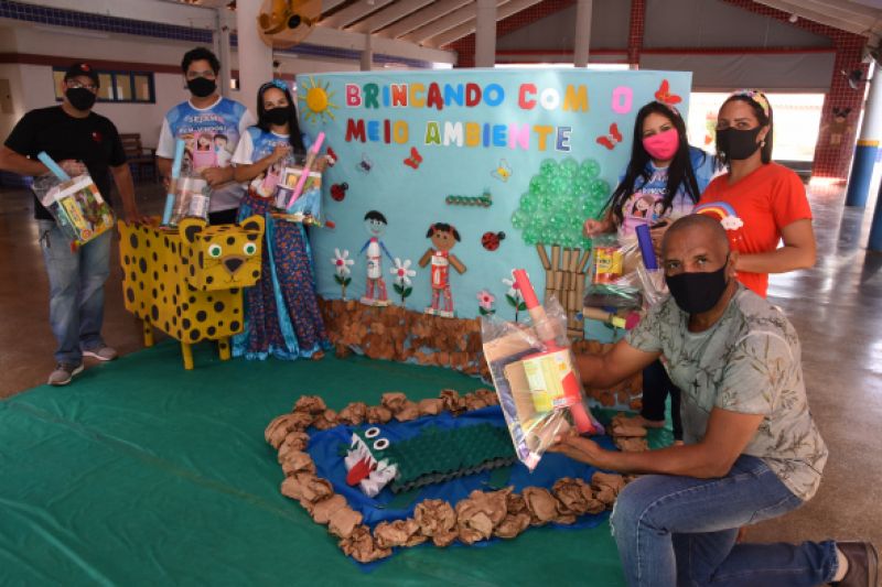 Animais e Cores - Pintura - Atividade Educativa para Creche (0 a 3 anos)